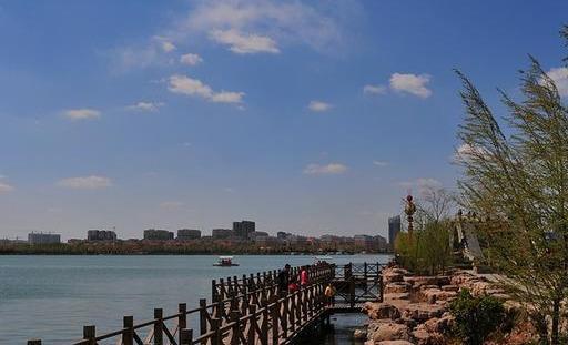 聊城东昌湖旅游区,城中有湖,湖中有城,城湖河一体的独特风貌