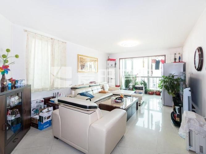 面宽4.3米大客厅