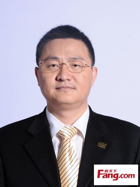 叶宏伟:百尺竿头 更进一步