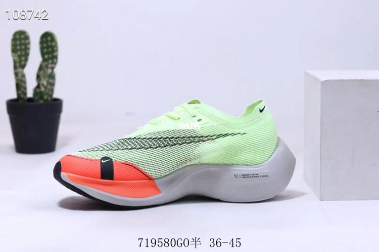 飞马_耐克怎么样_马拉松_跑鞋_next怎么样_慢跑鞋_运动_nike马拉松