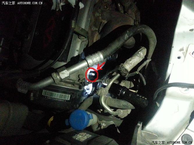 机油压力传感器的位置