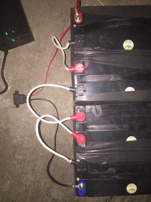 电动车电池串联 充不进去电啦 是不是连接出问题啦 求