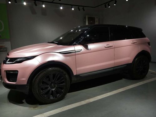 路虎极光车身改色电光素雅粉 rg瑞集改色膜陕西西安加盟店出品