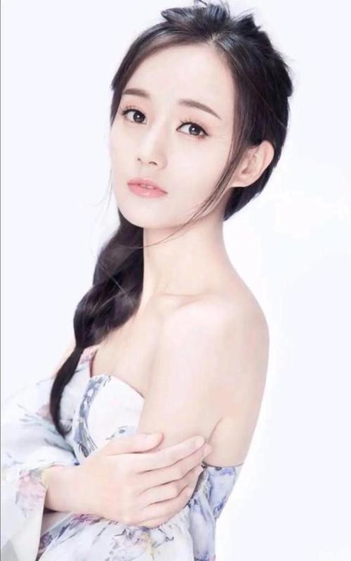 李一桐高清美图欣赏