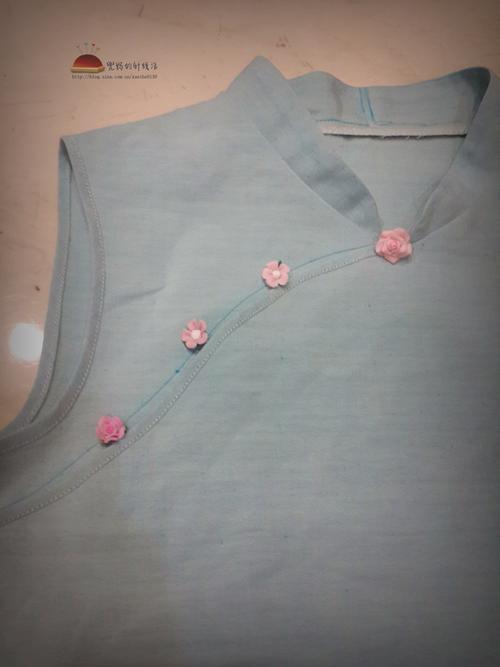 中式立领斜襟娃娃衫