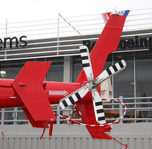 图文:贝尔429直升机尾桨