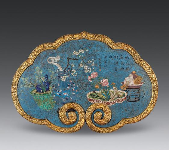 3983 清 掐丝珐琅博古图挂屏