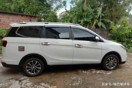 9.28万喜提7座宝骏730新款旗舰版,这价格买贵了吗?