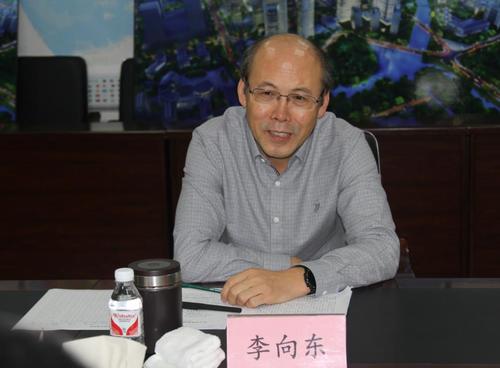 座谈中,李向东代表开发集团对市国资委长期以来给予开发集团的关心