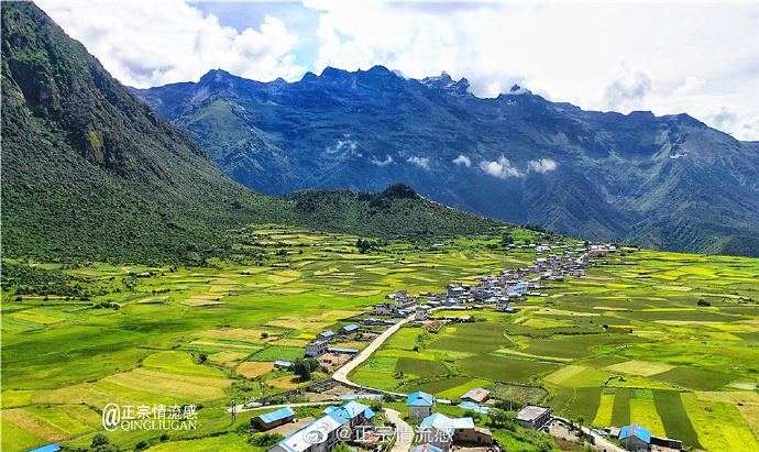 位于蕃尼古道中国境内最后一站吉隆镇的山上