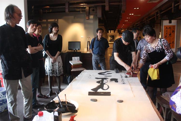 "美丽中国" 中国韵*范光陵,梁奇忠当代书画名家作品展
