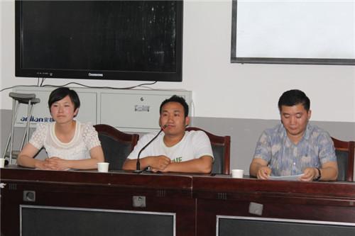 亳州七中举行"奋斗的青春最美丽"先进事迹报告会