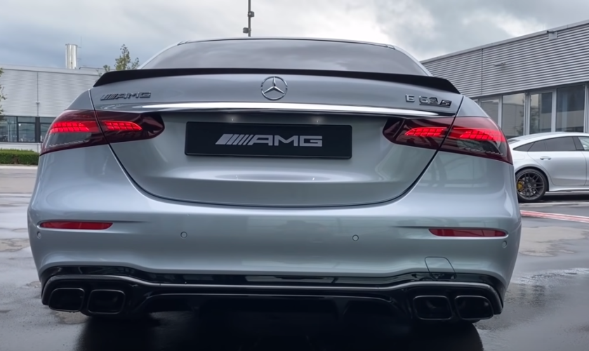 2022款奔驰e63samg北京奔驰4s店实拍