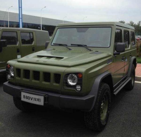 国产新版勇士越野军车亮相