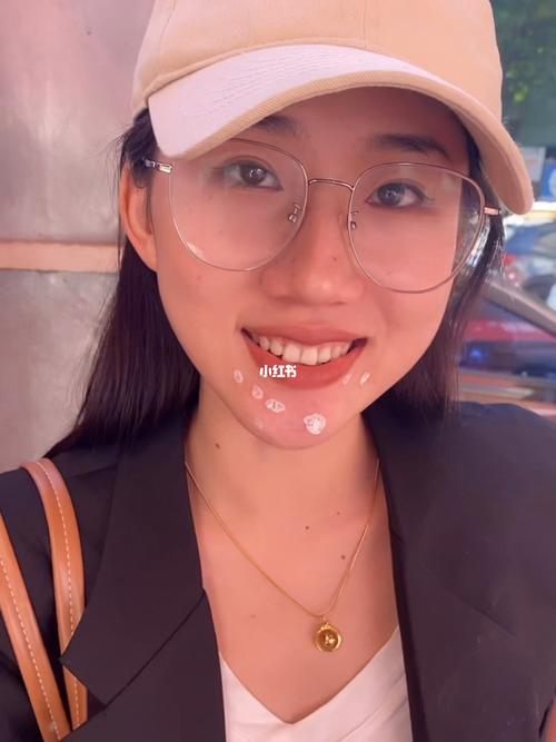 原来刘一飞是因为我才……_翡翠_戒指_ootd_每日穿搭