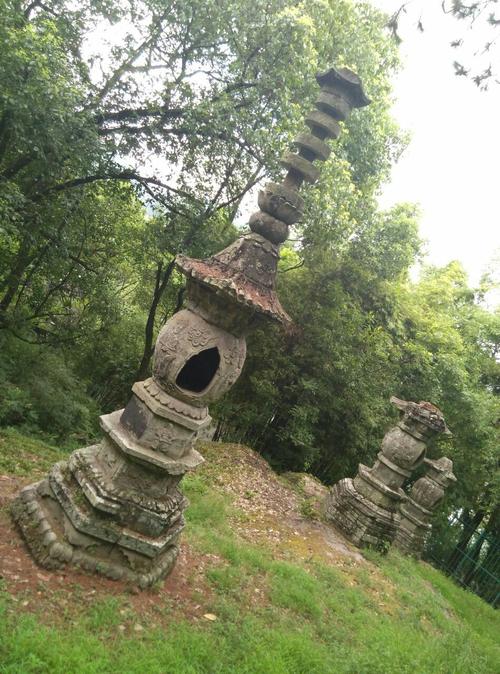 灵鹫寺石塔