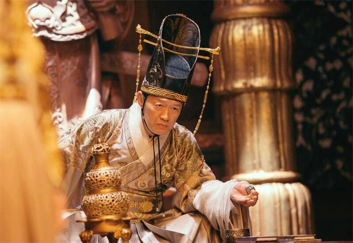 九千岁魏忠贤,到底"是忠是奸"?如果他不死,大明真的能