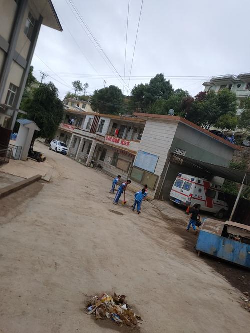 "小手拉大手,助力脱贫攻坚"普洱市墨江县那哈乡小学开展一系列活动