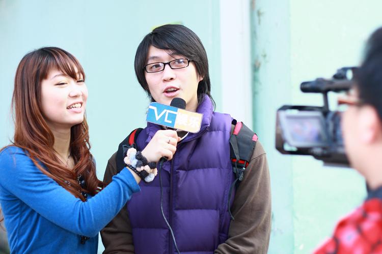 vc主持人采访记