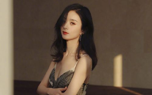 赵丽颖成熟妩媚写真桌面壁纸