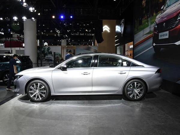 2022款东风标致508l亮相成都车展售价1597万起