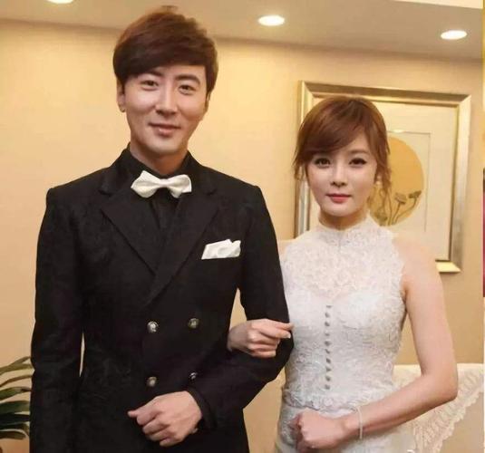 和高梓淇离婚早有预兆,蔡琳秀合影老公常缺席,用两句话回应离婚