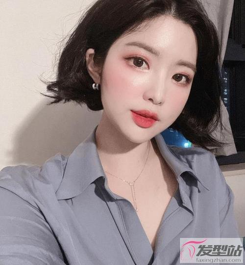 矮个子女生的发型推荐齐脸短发显脸小显身高
