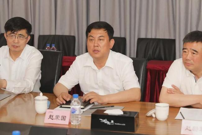 双鸭山市委副书记,代市长赵荣国访问建龙集团