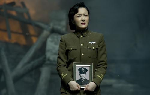 李依晓《血战长空》饰演马昕蓝