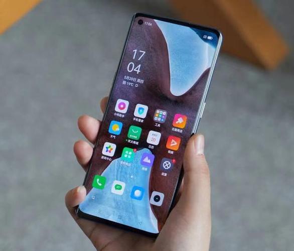 最近手机市场出现了一个比较给力的国产品牌,就是真我手机,以很高的