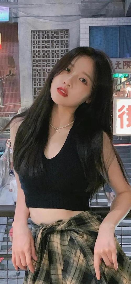 壁纸:性感美女全屏壁纸