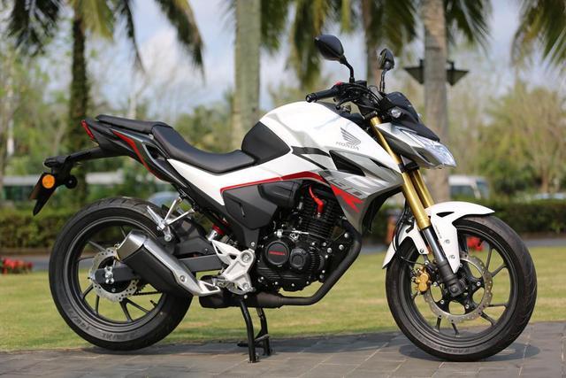 五羊本田标杆级摩托车,单缸风冷184cc,外表彰显档次,仅1.5万起