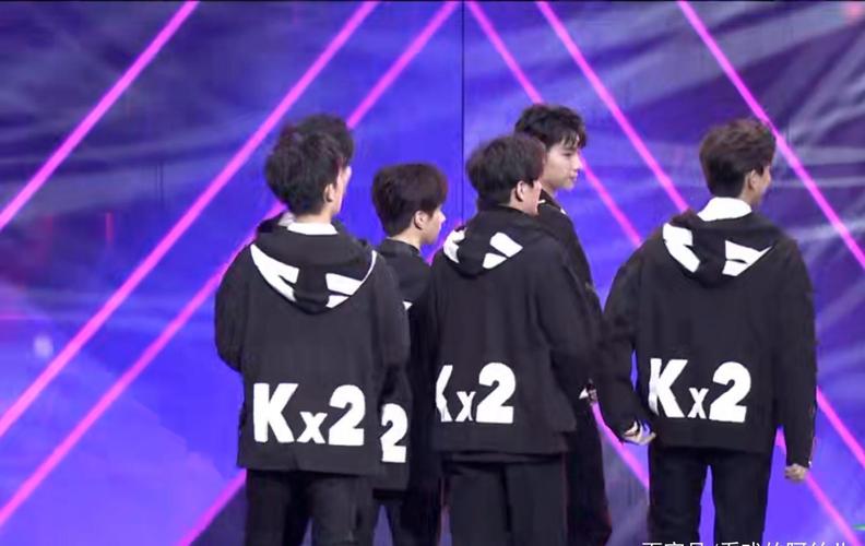 肖战李现神仙同框,肖战被求合影,kk战队唱无名之辈