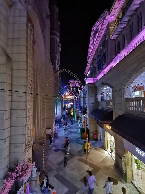 武汉光谷广场|世界城步行街超美夜景_夜景_拍照圣地_光谷广场_武汉