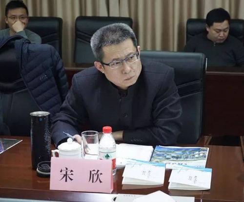 对于宁波航天智慧科技城的下步发展,宋欣提出三点意见: 一 是 宁波