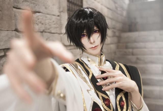 反叛的鲁鲁修cos,带你来看帝国骑士