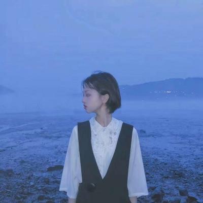 2020蓝色系伤感女生头像大全唯美意境闺蜜女生头像