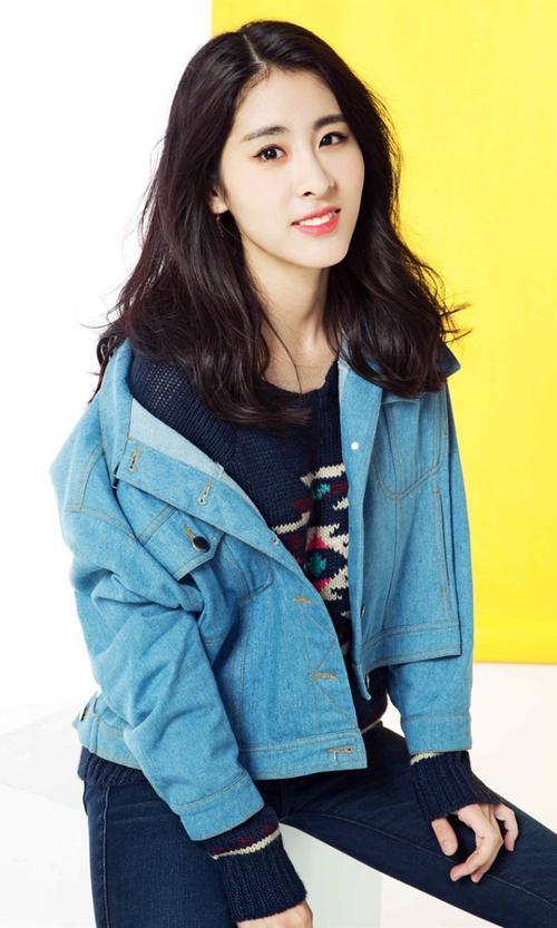 张碧晨_歌手_作品_个人资料_简历_生日_留言 - 酷乐米