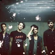 the 1975 are an alternative rock band from manchester, england.