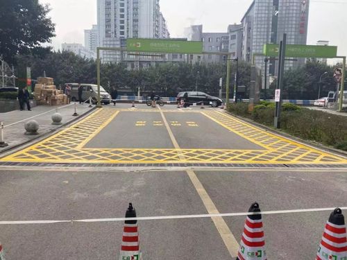 南岸区消防车通道整治取得显著成效