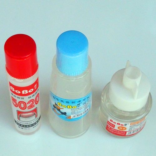 高级香香防滑胶水 怀旧带刷子 博宝5033 65ml 办公胶水 液体胶水