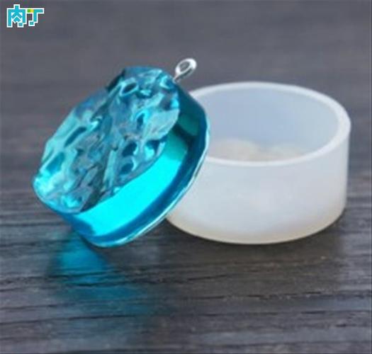 创意手工diy树脂工艺品饰品水晶滴胶的制作教程