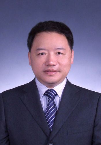 现任福建省福州市仓山区委常委,区政府党组副书记,副区长.