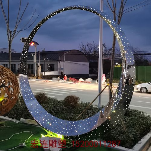 不锈钢月亮雕塑 不锈钢灯光雕塑