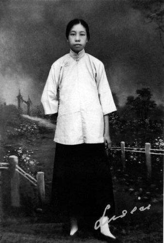 鲁迅去世后,报纸仅称呼朱安为妻,许广平却从不认为自己是第三者