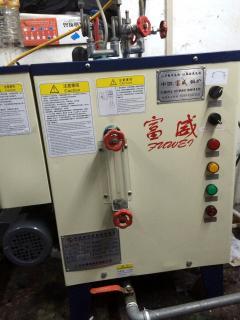 富威9千瓦三厢电蒸汽烫炉锅炉转让 送烫斗