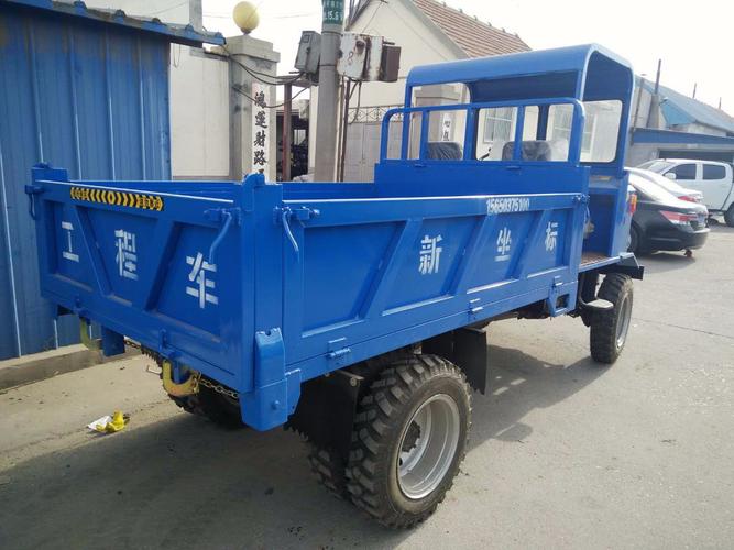 振鹏25马力 小型农用四不像水田专用运输车自卸式翻斗