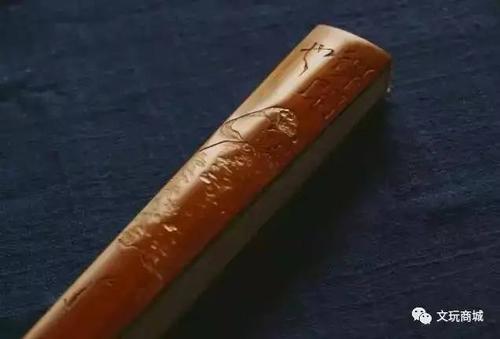 二,怎么盘玩好一把玉竹折扇?
