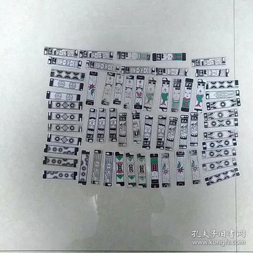 塑料纸麻将牌(全套108张)不知什么年代,有少许磨损,品相如图完好,具体