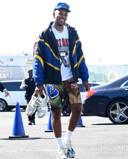 尼克杨潮流搭配图片 nba尼克杨潮图